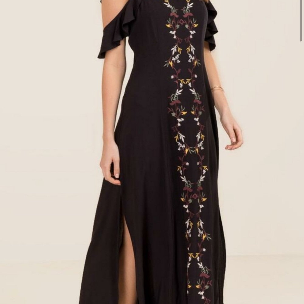 Elegant Black Floral Embroidered Dress